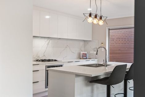 Photo of property in 24 Goh Place, Manurewa, Auckland, 2105