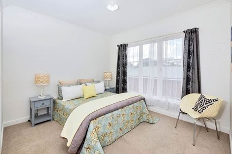 Photo of property in 7 Griffen Park Road, Mount Roskill, Auckland, 1041