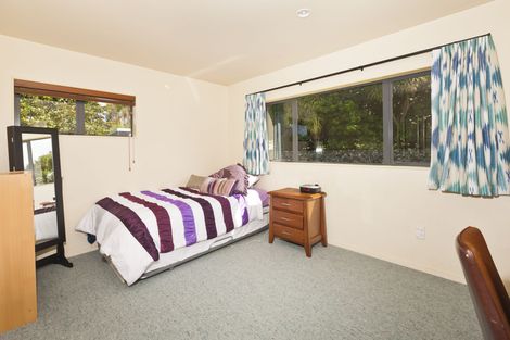 Photo of property in 16 Cairn Way, Te Kamo, Kamo, 0185