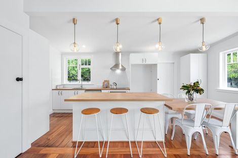 Photo of property in 1-2/6a Pohutukawa Street, Woburn, Lower Hutt, 5010