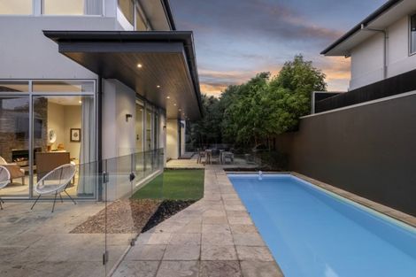 Photo of property in 10 Royds Street, Fendalton, Christchurch, 8014