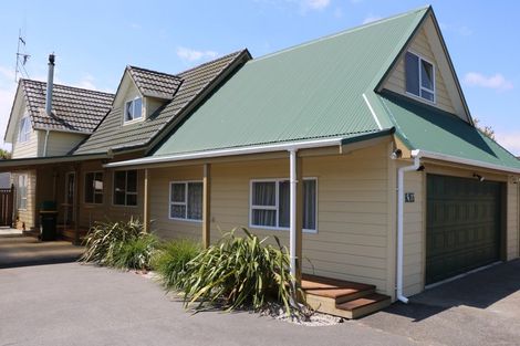 Photo of property in 37 Thomas Place, Foxton Beach, Foxton, 4815