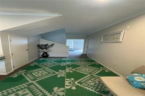 Photo of property in 20 Saddleback Crescent, Papakura, 2110