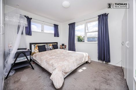 Photo of property in 10 Gainsborough Street, Manurewa, Auckland, 2102