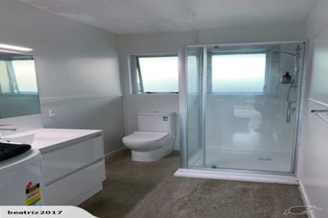 Photo of property in 2/6 Opoia Drive, Hamilton East, Hamilton, 3216