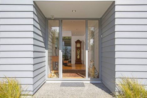 Photo of property in 38 Takutai Avenue, Bucklands Beach, Auckland, 2012