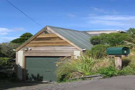 Photo of property in 7 Winston Street, Crofton Downs, Wellington, 6035