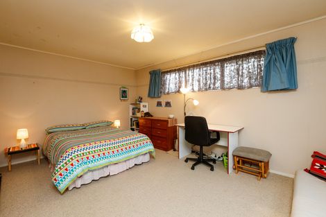 Photo of property in 5 Hill Court, Awapuni, Palmerston North, 4412