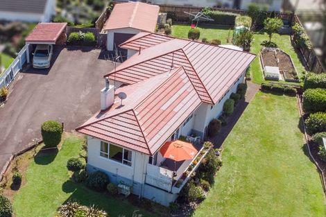 Photo of property in 32 Queen Street, Dannevirke, 4930