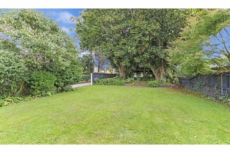 Photo of property in 8 Youngs Road, Papakura, 2110