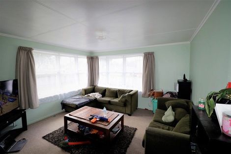 Photo of property in 15 Maire Street, Gonville, Whanganui, 4501