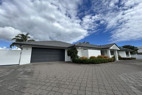Photo of property in 16 Palm Beach Boulevard, Papamoa Beach, Papamoa, 3118