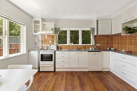 Photo of property in 21 Gipps Street, Karori, Wellington, 6012