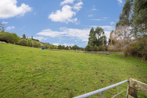 Photo of property in 66 Kereru Drive, Turitea, Palmerston North, 4472