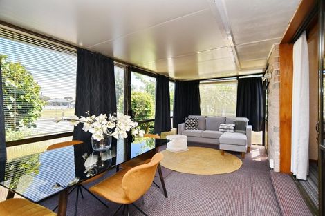 Photo of property in 29 Cuffs Road, Wainoni, Christchurch, 8061