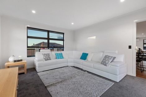 Photo of property in 10 Costello Drive, Ngatea, 3503