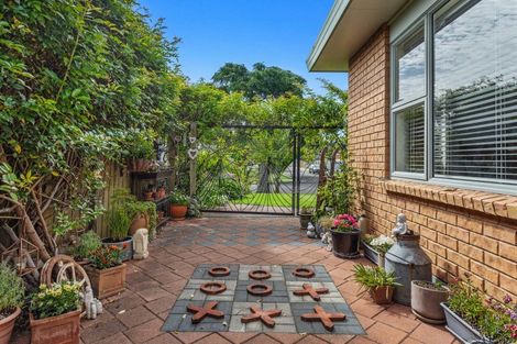 Photo of property in 9 Edgewater Grove, Whakatane, 3120