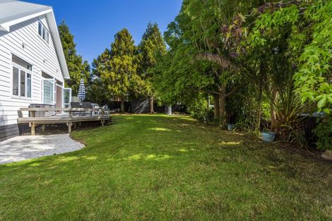Photo of property in 10a Olwyn Place, Greenhithe, Auckland, 0632