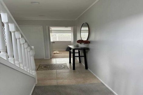 Photo of property in 33 Agincourt Street, Glenfield, Auckland, 0629