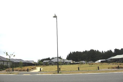 Photo of property in 36 Rothesay Road, Parklands, Christchurch, 8083