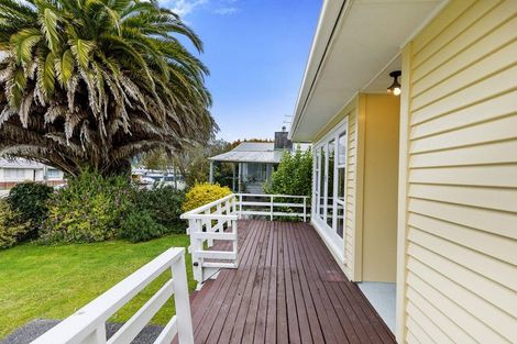 Photo of property in 170 George Street, Stokes Valley, Lower Hutt, 5019