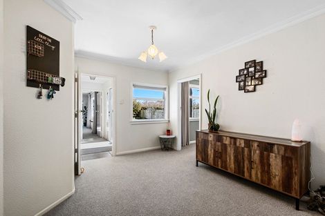 Photo of property in 501 Richmond Road, Lepperton, New Plymouth, 4373