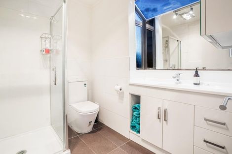 Photo of property in 27 Glucina Avenue, West Harbour, Auckland, 0618