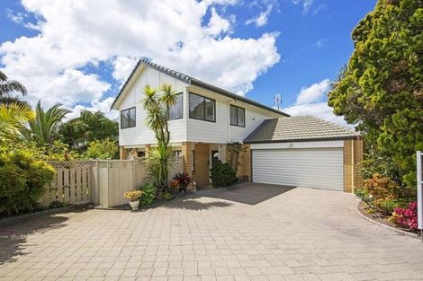 Photo of property in 1/238 Cascades Road, Botany Downs, Auckland, 2010