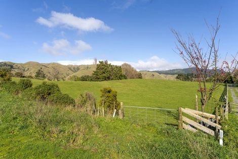 Photo of property in 156 Gear Road, Te Horo, Otaki, 5582