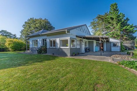 Photo of property in 808 Pahiatua Pongaroa Road, Pahiatua, 4982