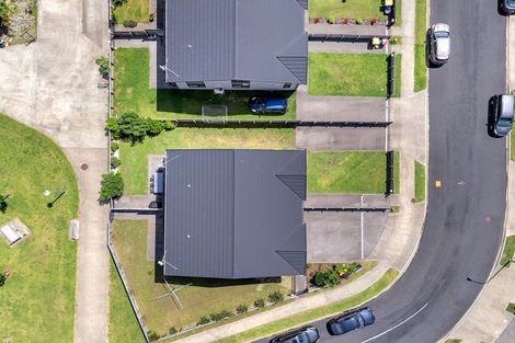 Photo of property in 9 Discovery Place, Marfell, New Plymouth, 4310