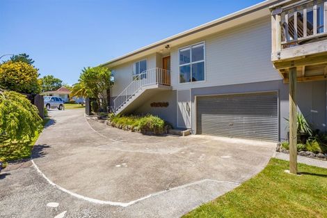 Photo of property in 17 Carvel Lane, Whitby, Porirua, 5024