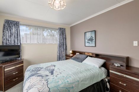 Photo of property in 10 Regal Street, Levin, 5510