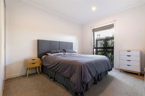 Photo of property in 2/3 Genevieve Lane, Hobsonville, Auckland, 0616