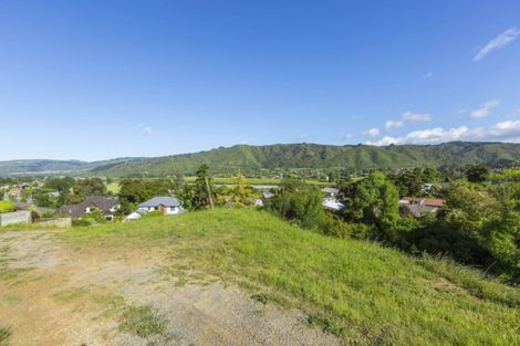 Photo of property in 5 Mccarthy Grove, Clouston Park, Upper Hutt, 5018