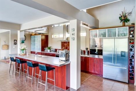 Photo of property in 104 Tironui Drive, Taradale, Napier, 4112