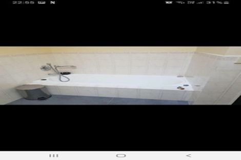 Photo of property in 3 Taroka Close, Pinehill, Auckland, 0632