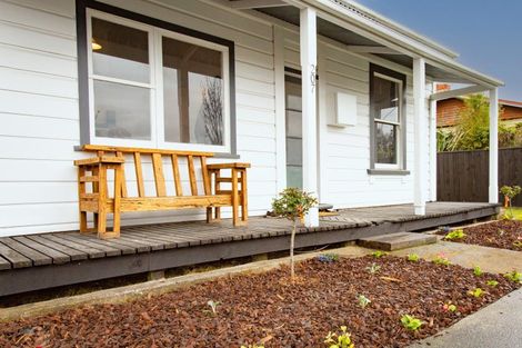 Photo of property in 207 High Street, Dannevirke, 4930