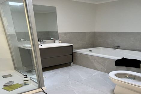 Photo of property in 33 Vincent Mcgrath Crescent, Swanson, Auckland, 0614