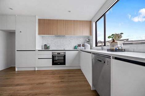 Photo of property in 173a Wainui Road, Silverdale, 0932