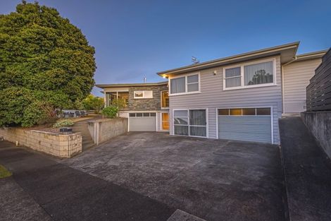 Photo of property in 1 Wigan Place, Hokowhitu, Palmerston North, 4410