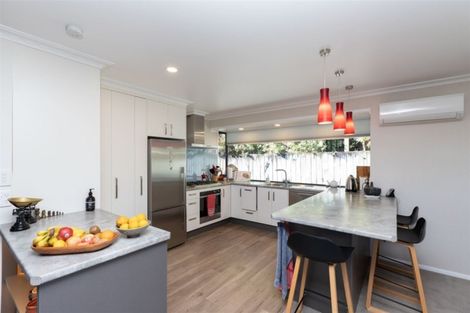 Photo of property in 32 Western Heights Drive, Western Heights, Hamilton, 3200