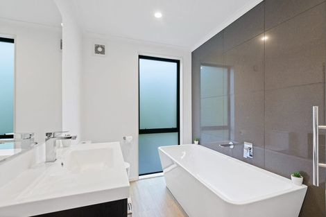 Photo of property in 29 Brugh Place, Andersons Bay, Dunedin, 9013