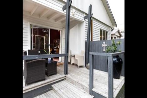 Photo of property in 7 Peace Avenue, Moturoa, New Plymouth, 4310