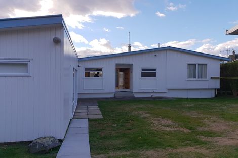 Photo of property in 67 Wharewaka Road, Wharewaka, Taupo, 3330