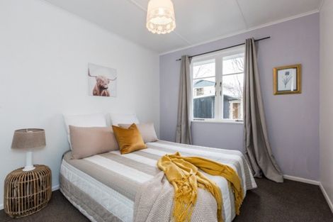 Photo of property in 12 Nimon Street, Havelock North, 4130