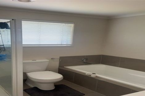 Photo of property in 19 Akeake Lane, Manurewa, Auckland, 2102