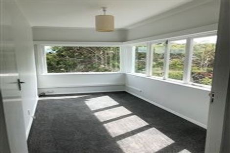 Photo of property in 35 Cavendish Square, Strathmore Park, Wellington, 6022