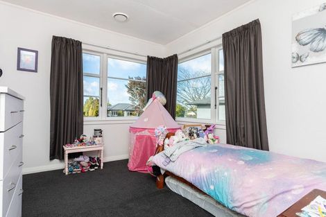 Photo of property in 35 Guy Street, Dannevirke, 4930
