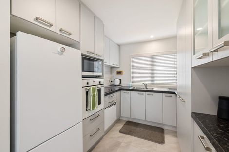 Photo of property in 2/36 Champion Street, Edgeware, Christchurch, 8013